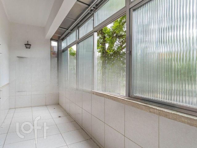 Apartamento com 94m², 3 dormitórios, 1 vaga, Petrópolis em Porto Alegre