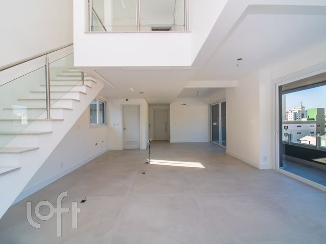 Apartamento com 177m², 3 dormitórios, 3 suítes, 3 vagas, Menino Deus em Porto Alegre