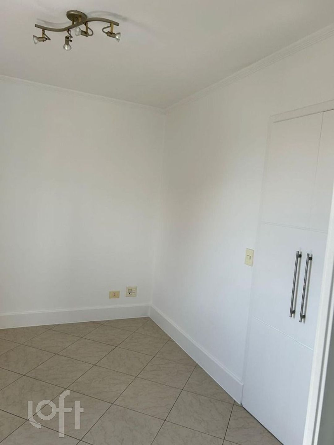 Apartamento à venda com 2 quartos, 61m² - Foto 18