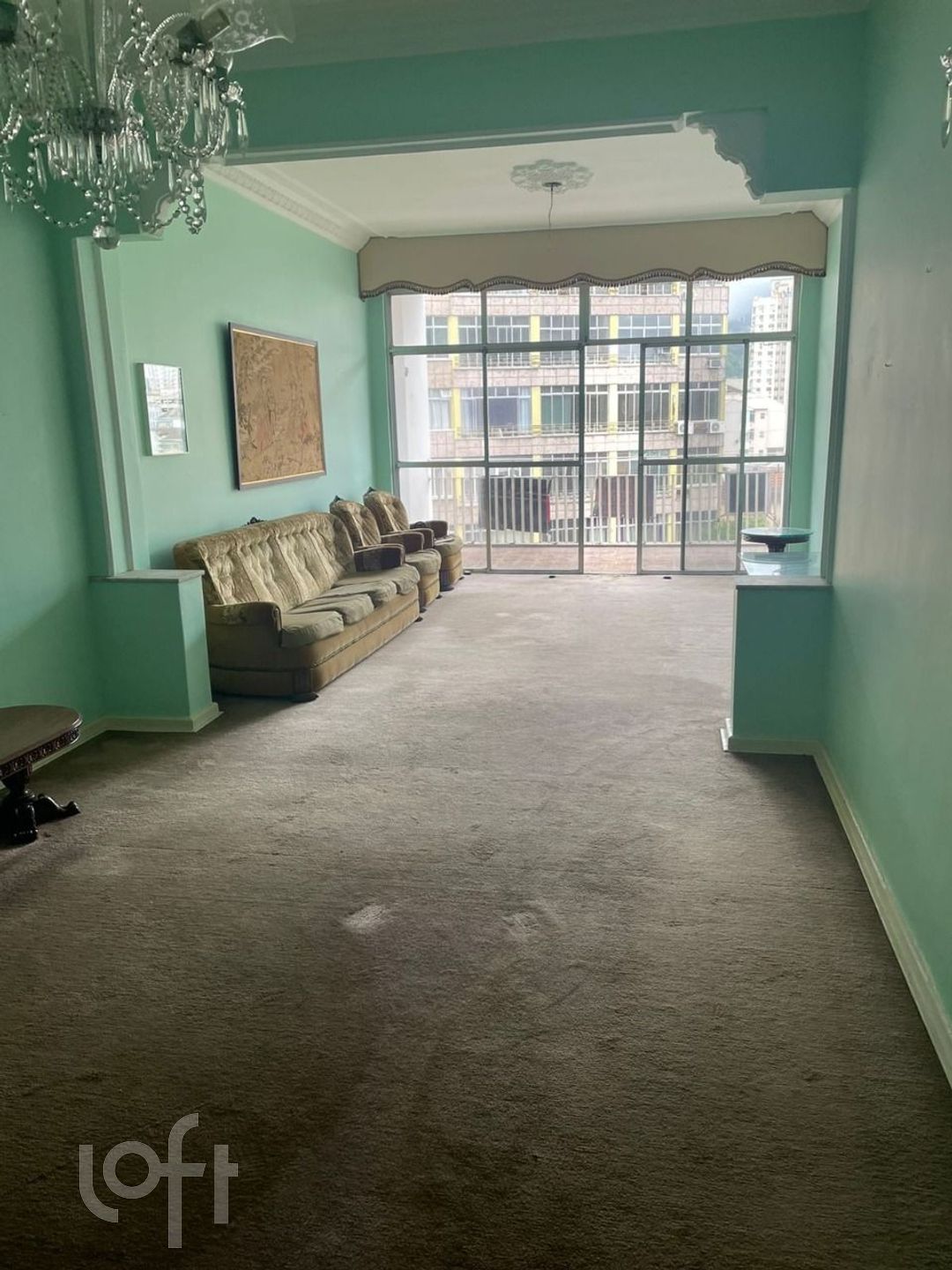 Venda de Apartamento com 3 quarto(s), por R$ 756.0 mil, no condomínio Edificio Negueb em Rio Comprido.