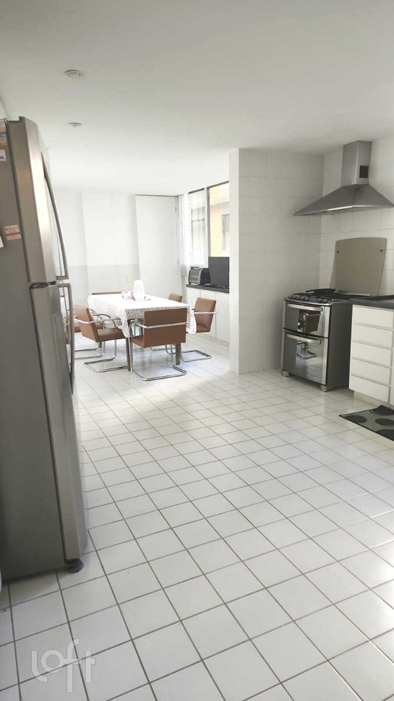 Apartamento à venda com 3 quartos, 340m² - Foto 6