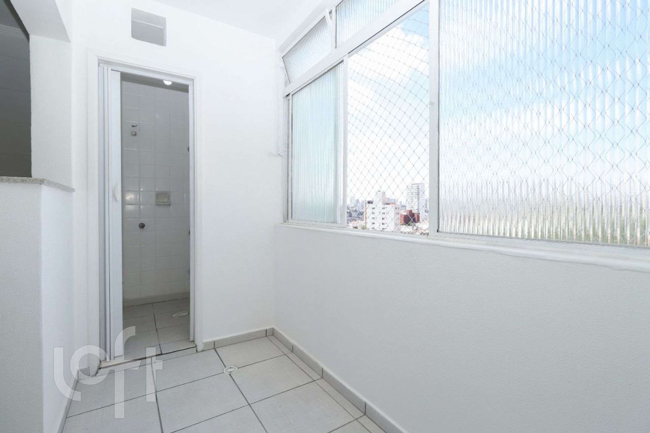 Apartamento à venda com 2 quartos, 74m² - Foto 11