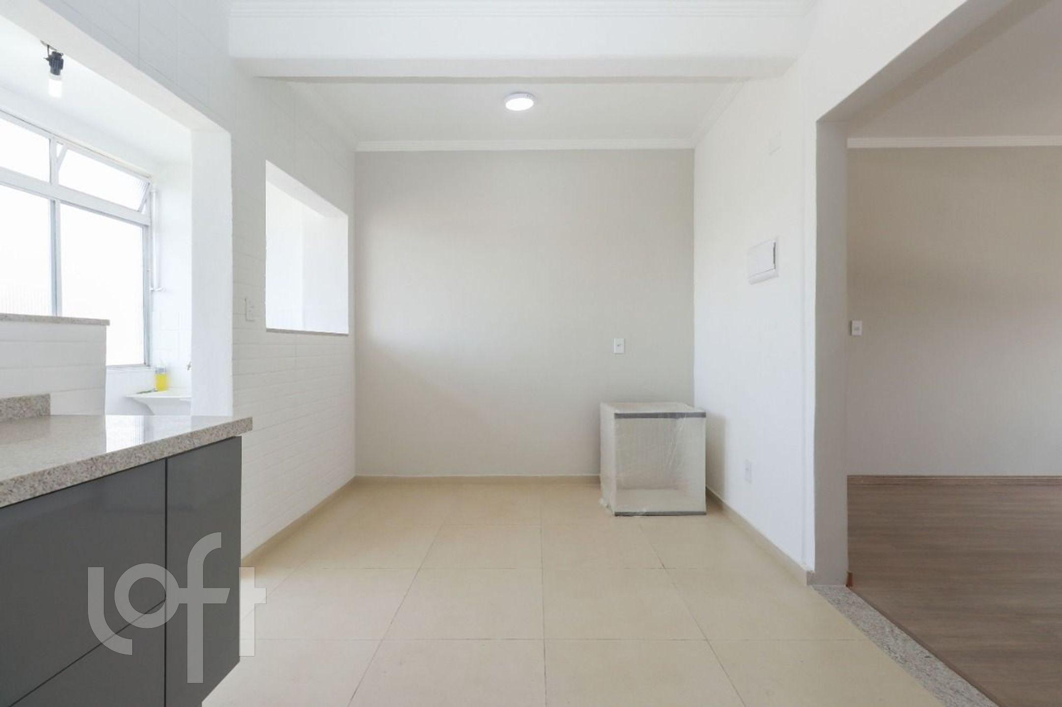 Apartamento à venda com 2 quartos, 74m² - Foto 7