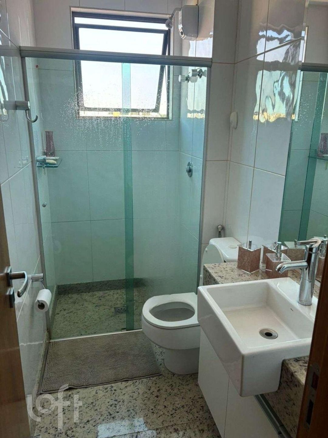 Apartamento à venda com 4 quartos, 188m² - Foto 9