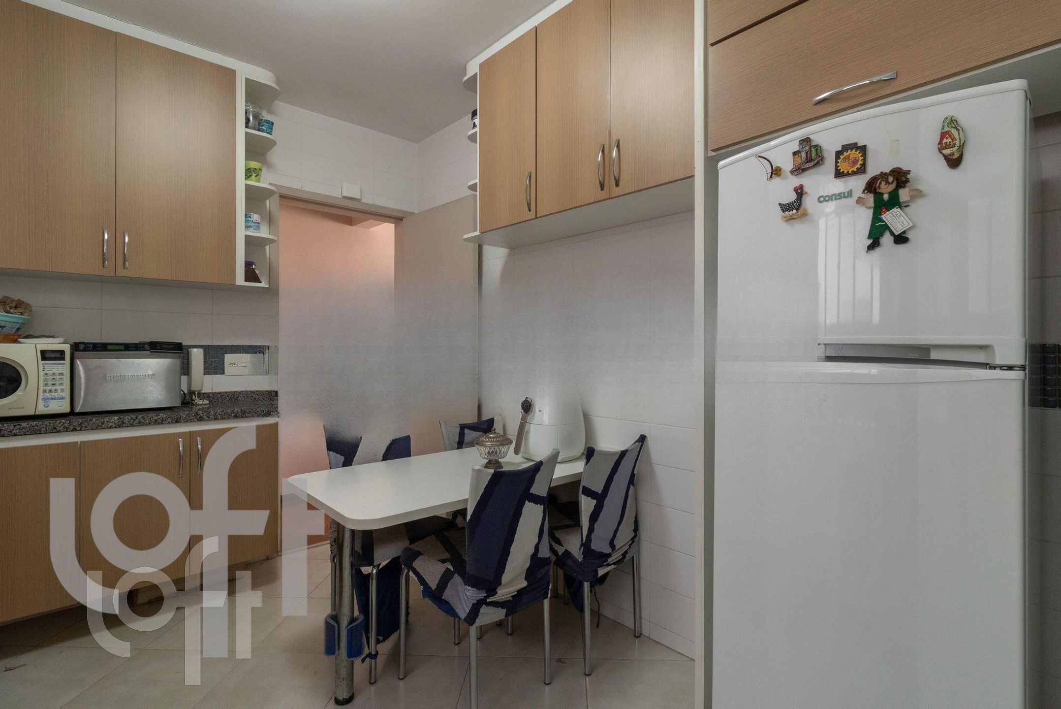 Apartamento à venda com 3 quartos, 98m² - Foto 9