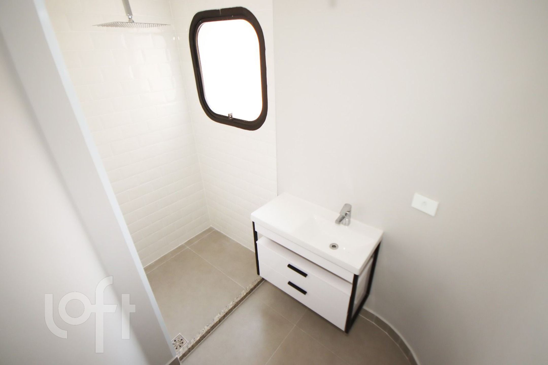 Apartamento à venda com 1 quarto, 74m² - Foto 16