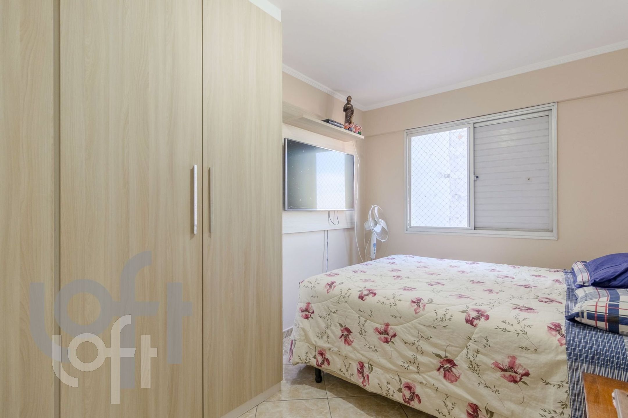 Apartamento à venda com 1 quarto, 40m² - Foto 2