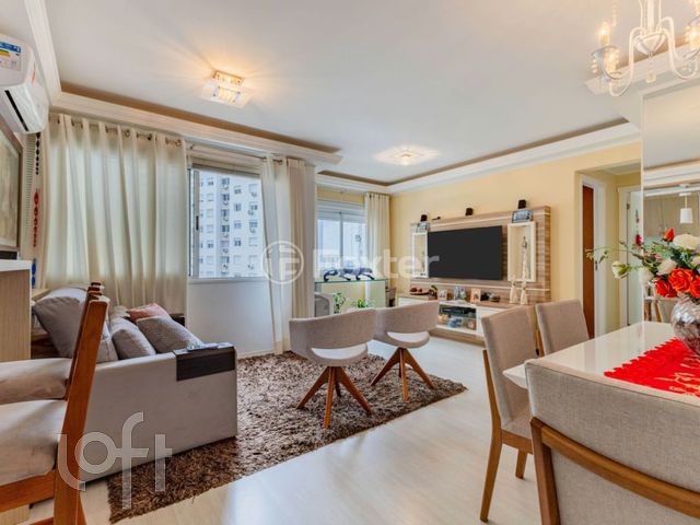 Apartamento com 65m², 2 dormitórios, 1 suíte, 1 vaga, Vila Ipiranga em Porto Alegre