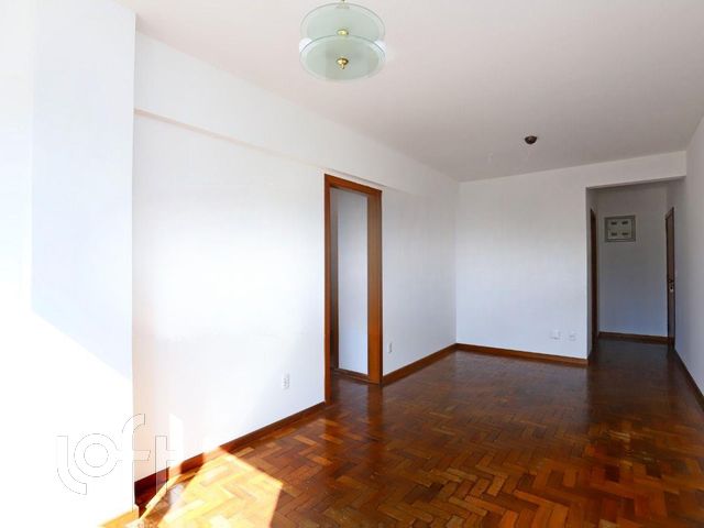 Apartamento com 75m², 2 dormitórios, 1 vaga, Santana em Porto Alegre