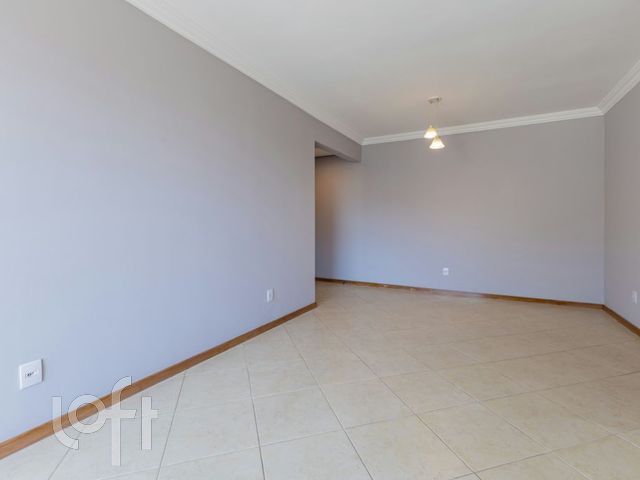 Apartamento com 84m², 3 dormitórios, 1 suíte, 1 vaga, Floresta em Porto Alegre