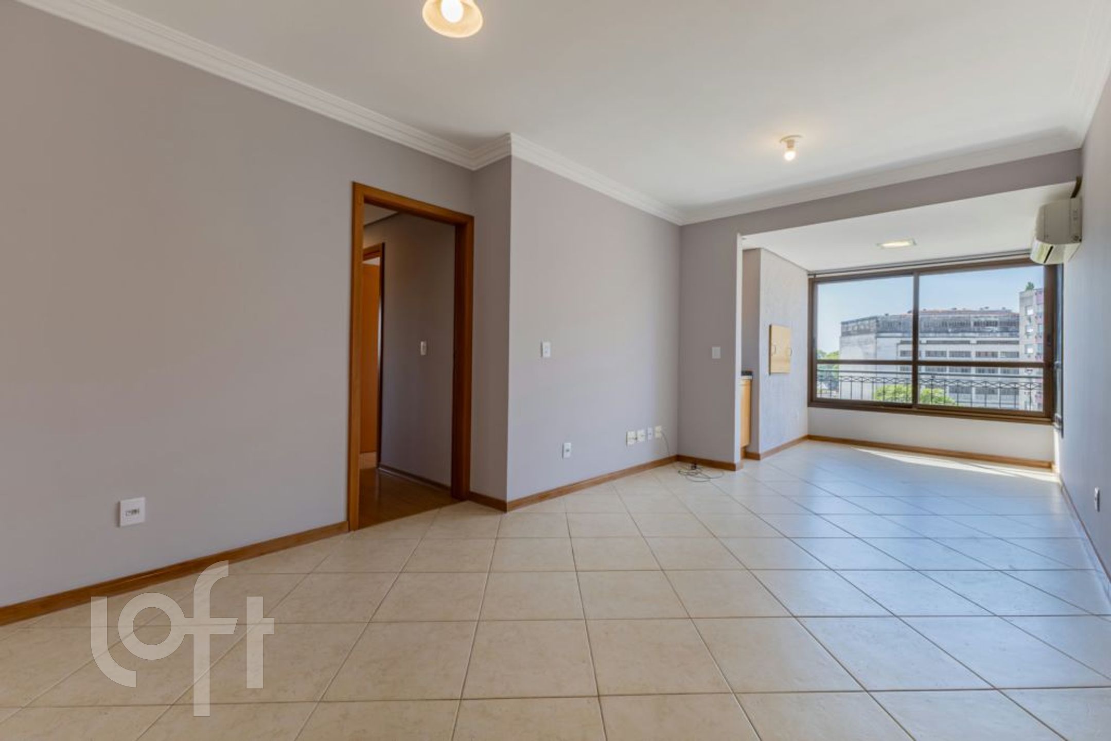 Apartamento com 84m², 3 dormitórios, 1 suíte, 1 vaga, Floresta em Porto Alegre