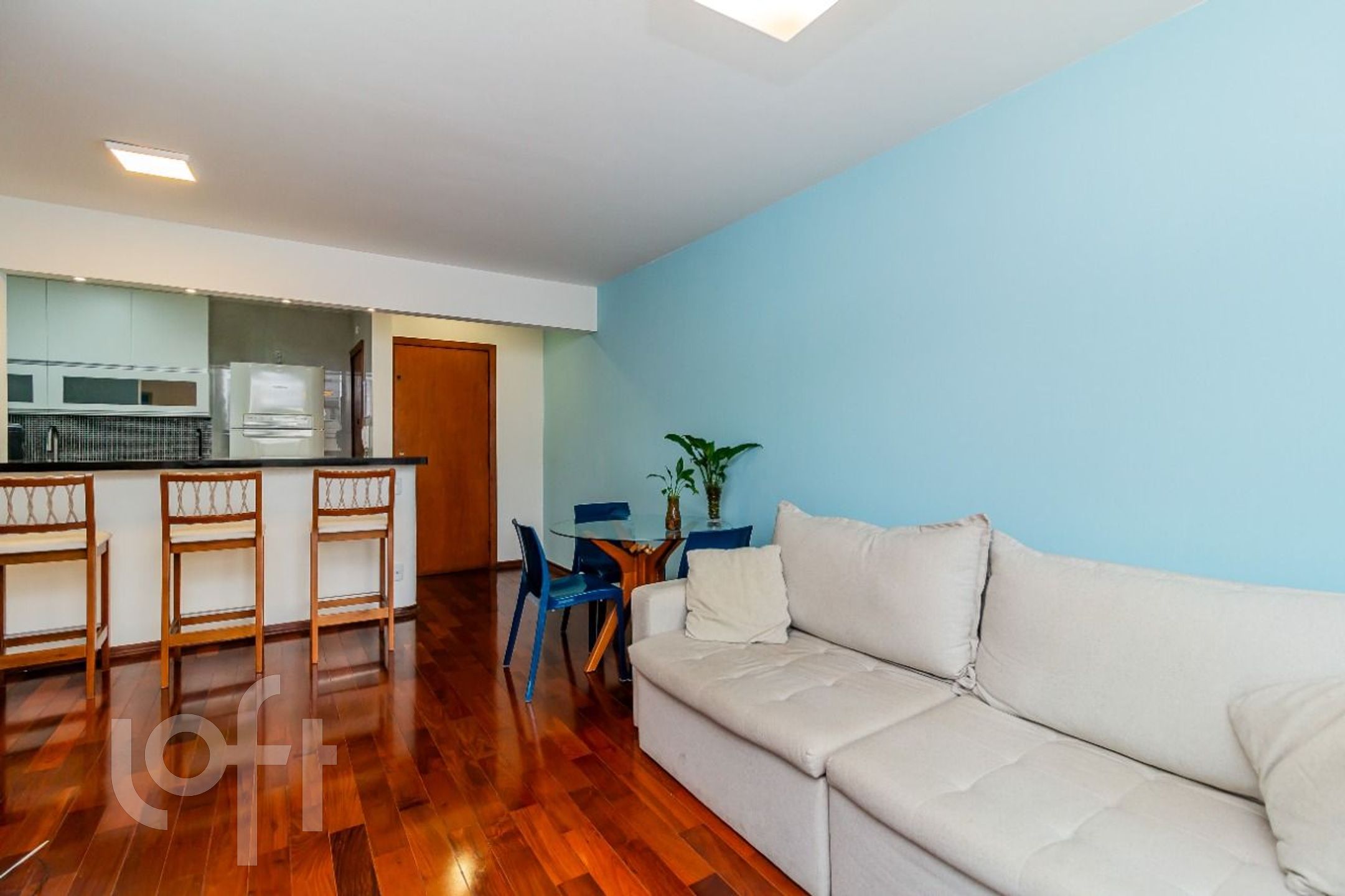 Apartamento à venda com 3 quartos, 83m² - Foto 4