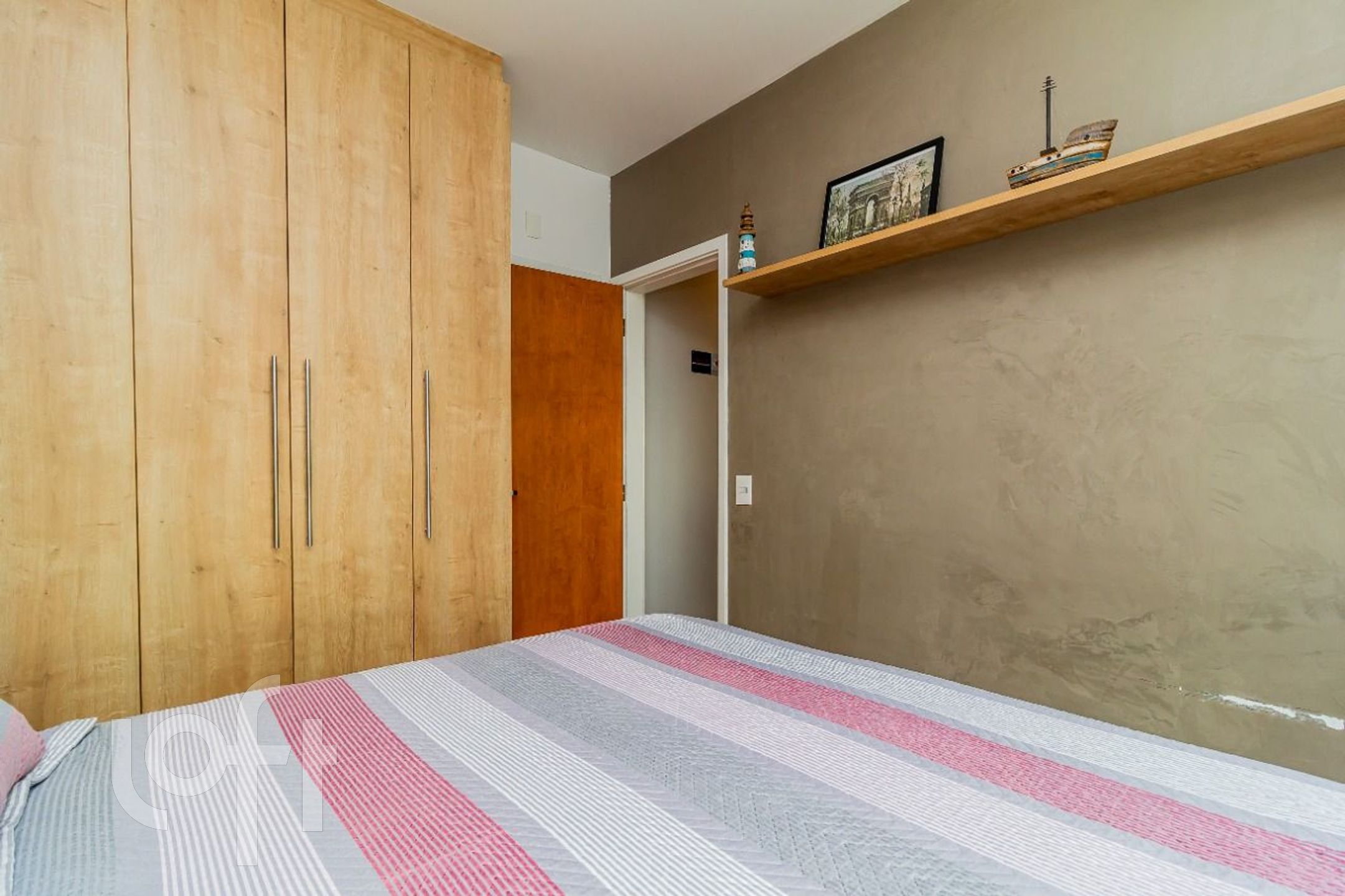 Apartamento à venda com 2 quartos, 64m² - Foto 18