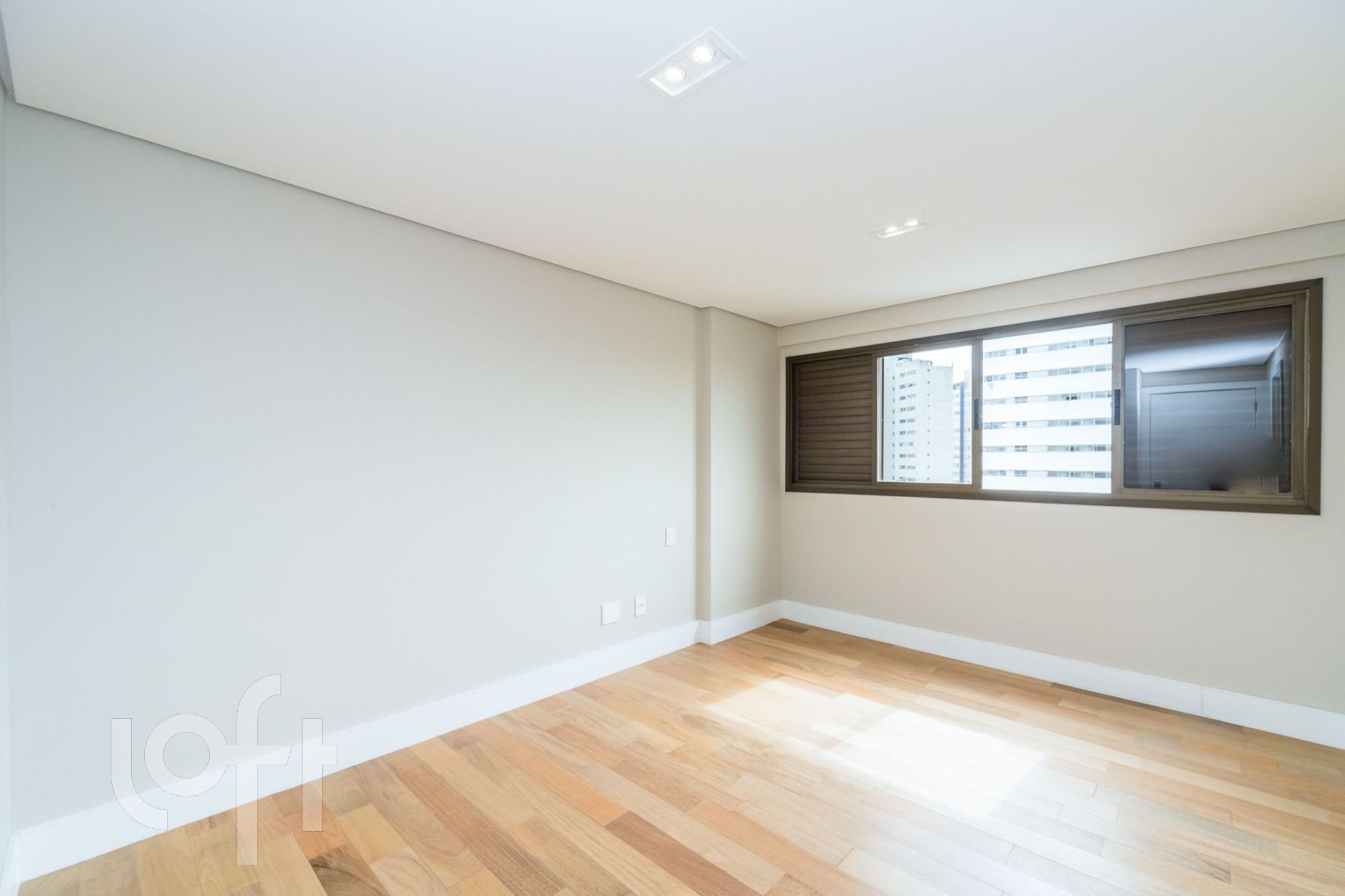 Apartamento à venda com 5 quartos, 283m² - Foto 6