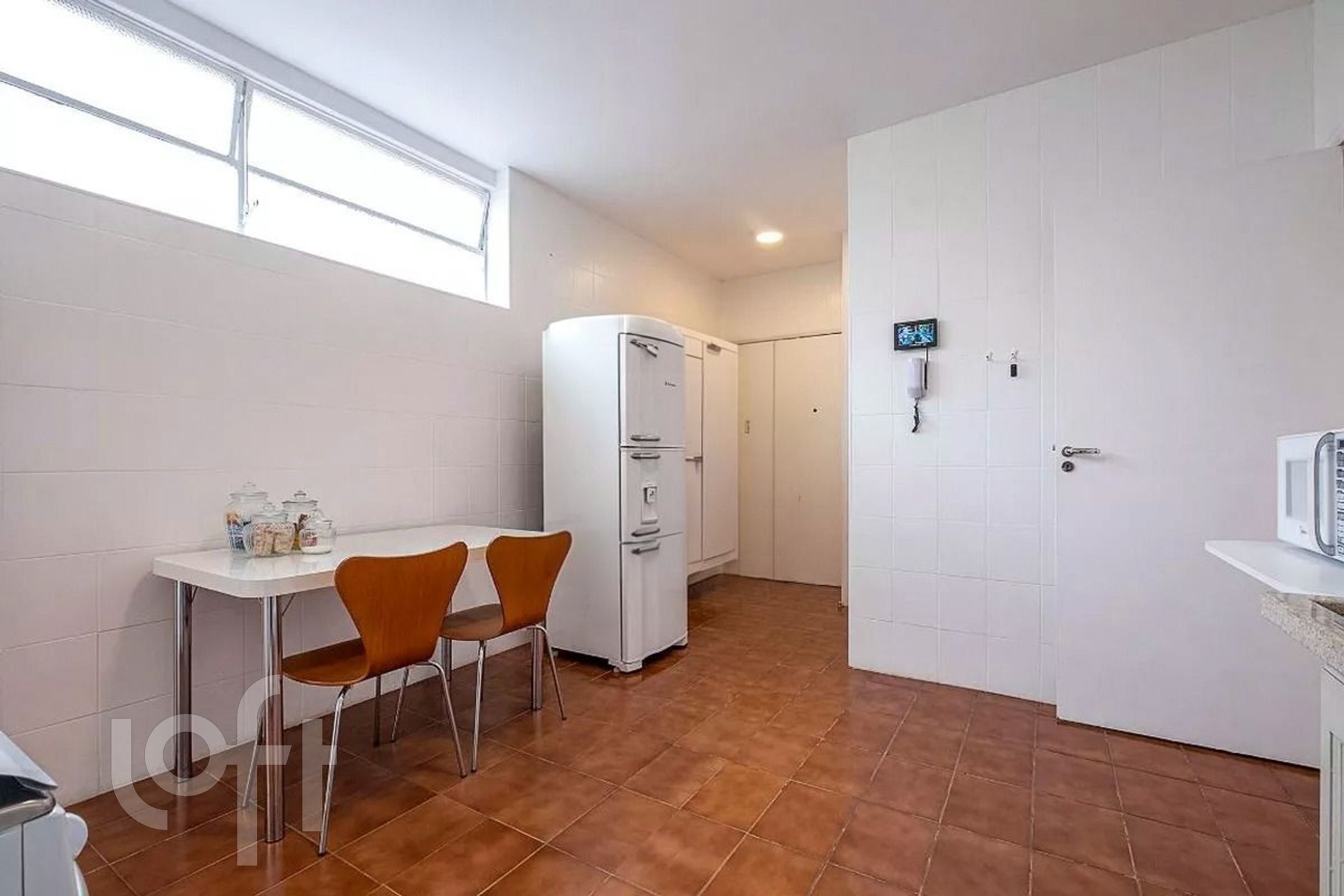 Apartamento à venda com 3 quartos, 160m² - Foto 8