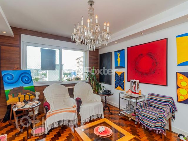 Apartamento com 100m², 2 dormitórios, Independência em Porto Alegre