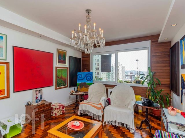 Apartamento com 100m², 2 dormitórios, Independência em Porto Alegre