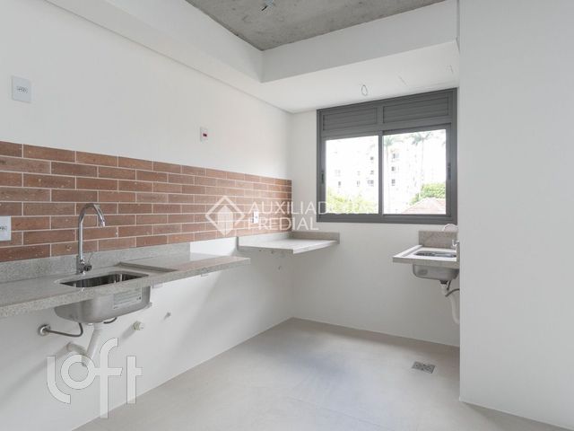 Apartamento com 67m², 2 dormitórios, 1 suíte, 1 vaga, Farroupilha em Porto Alegre