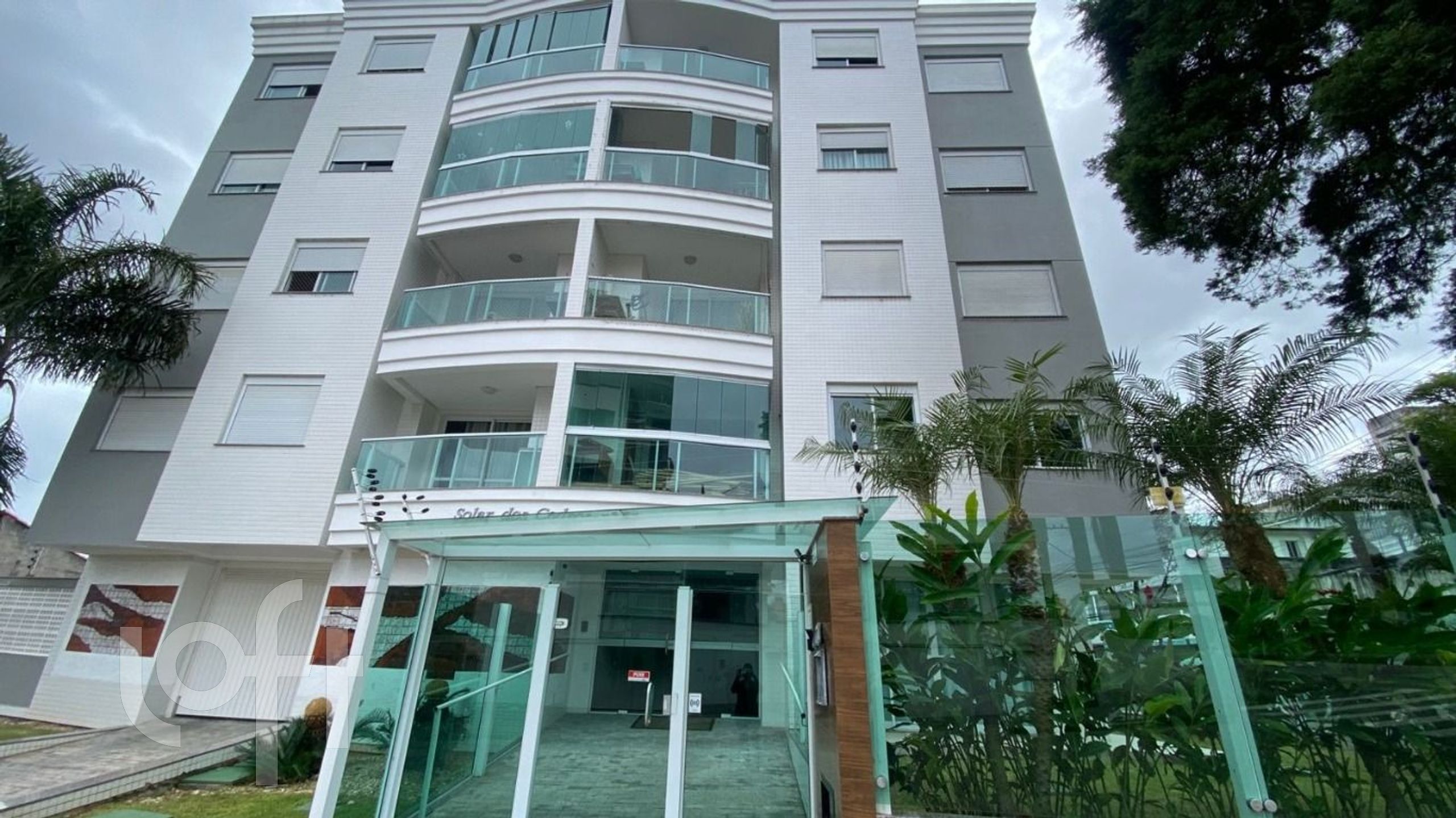 Apartamentos com 72m², 2 quartos, 1 suíte, 1 garagem, no bairro Capoeiras em Florianópolis
