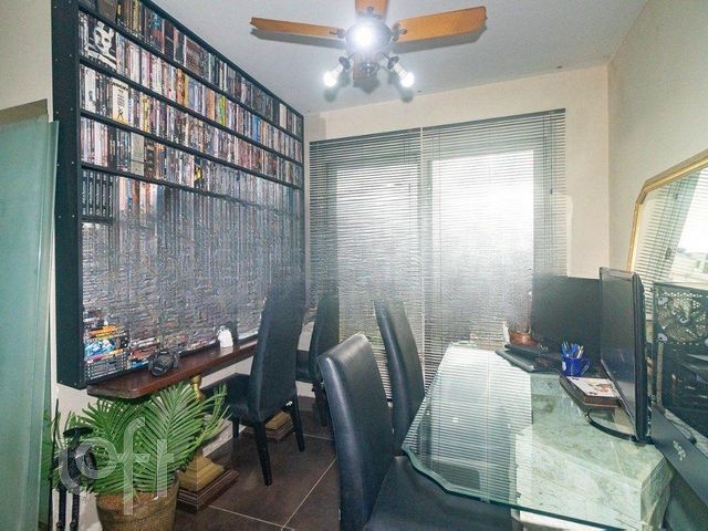Apartamento com 66m², 2 dormitórios, 1 suíte, 1 vaga, Rio Branco em Porto Alegre