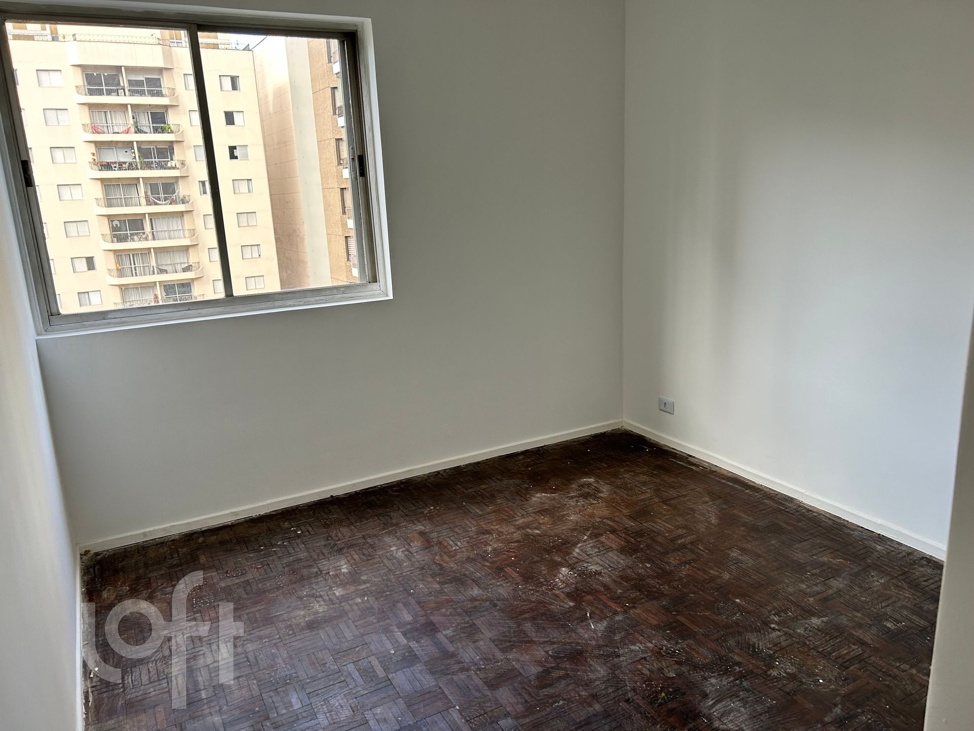 Apartamento à venda com 3 quartos, 103m² - Foto 3