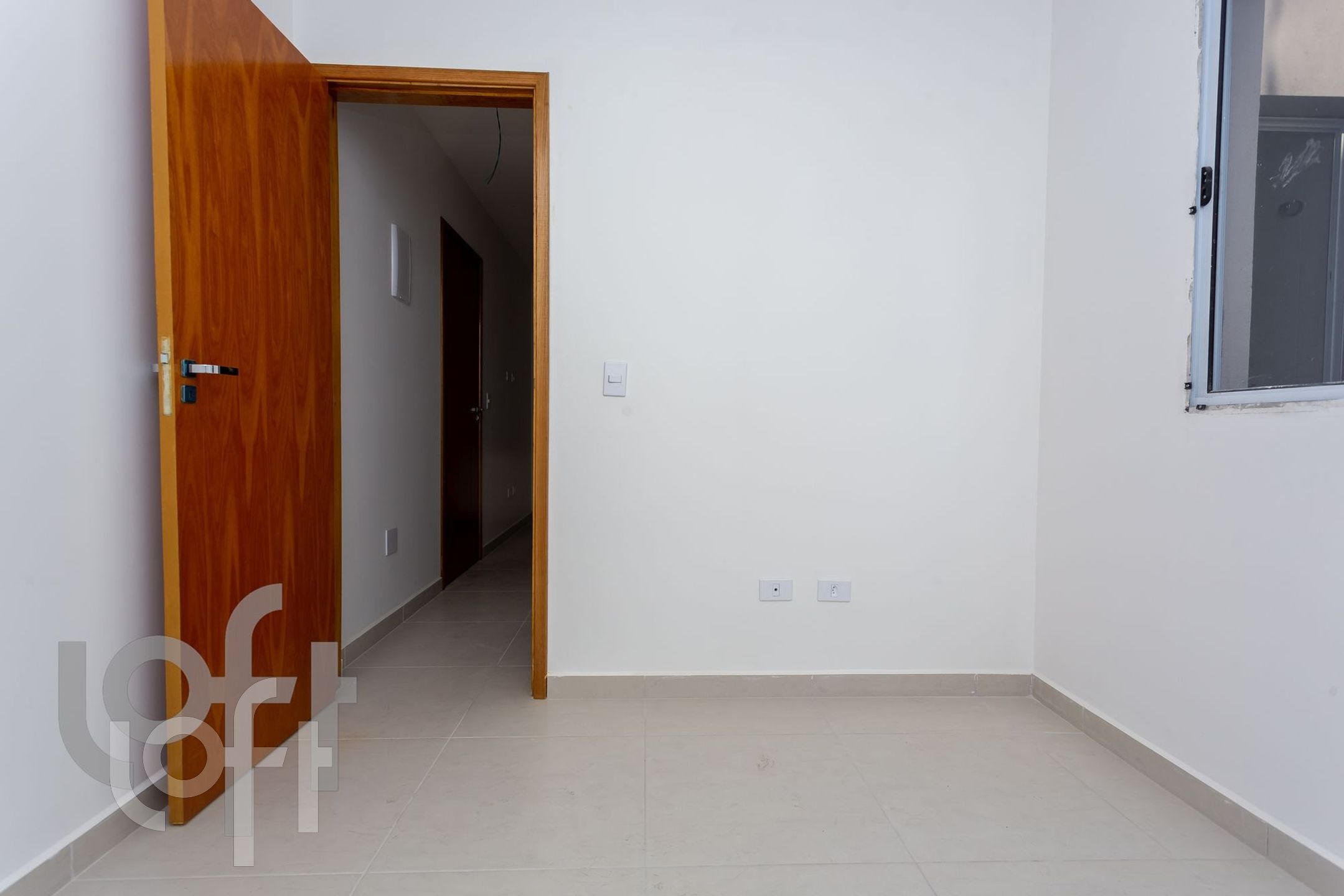 Apartamento à venda com 1 quarto, 28m² - Foto 2