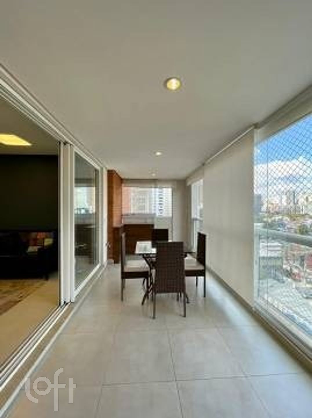 Apartamento à venda com 2 quartos, 92m² - Foto 4