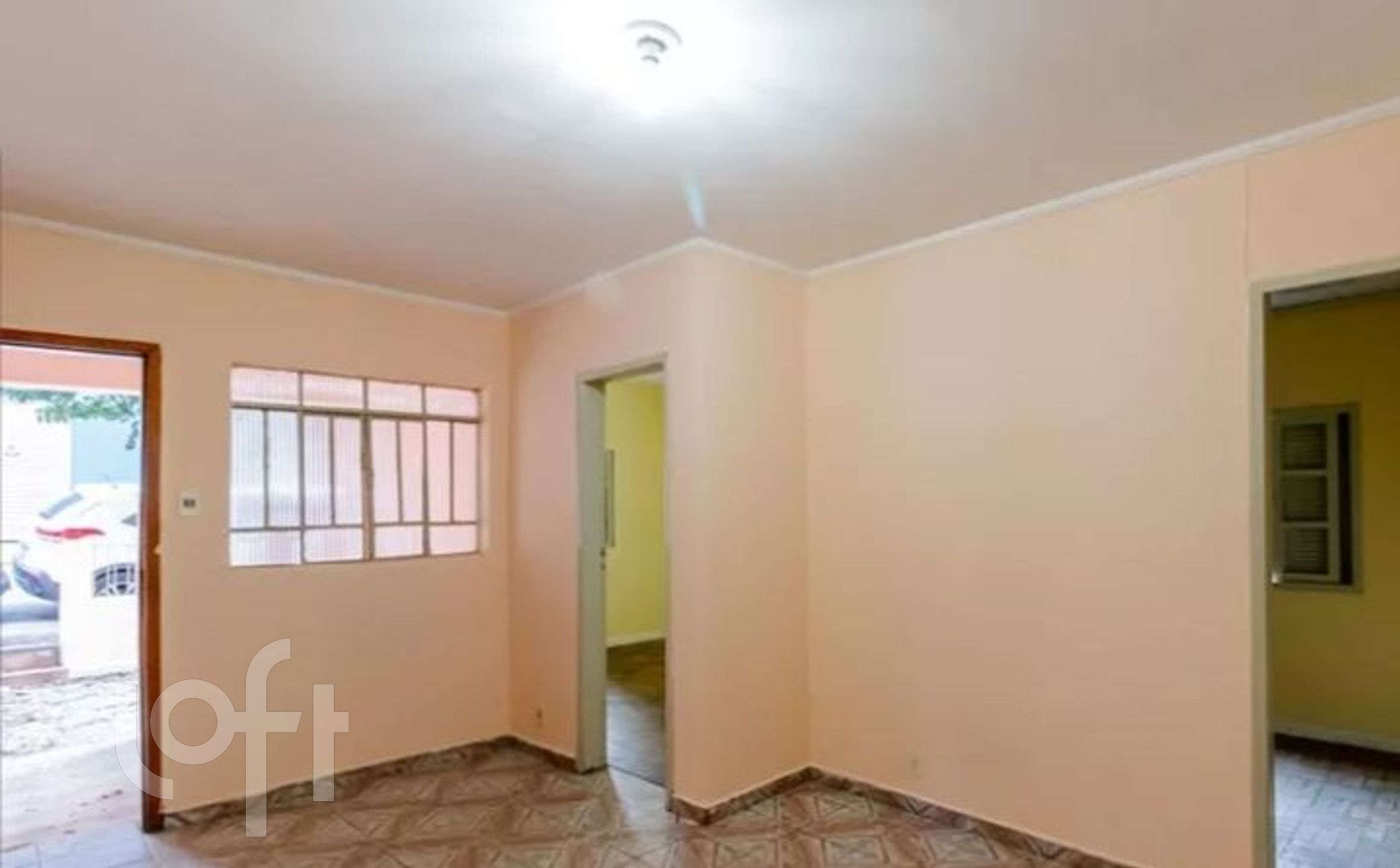 Casa à venda com 1 quarto, 160m² - Foto 2