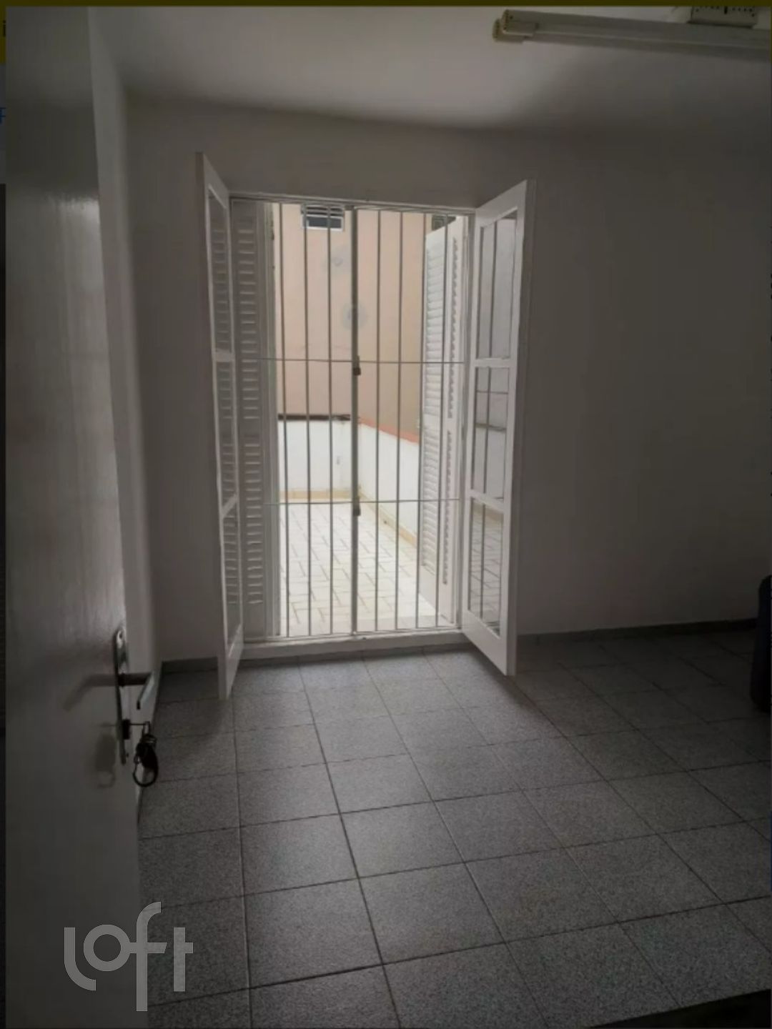 Casa à venda com 2 quartos, 160m² - Foto 6