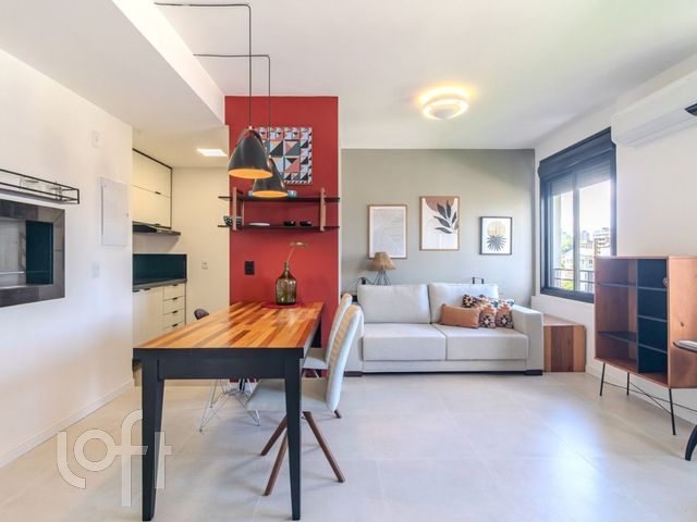 Apartamento com 43m², 1 dormitório, 1 vaga, Auxiliadora em Porto Alegre