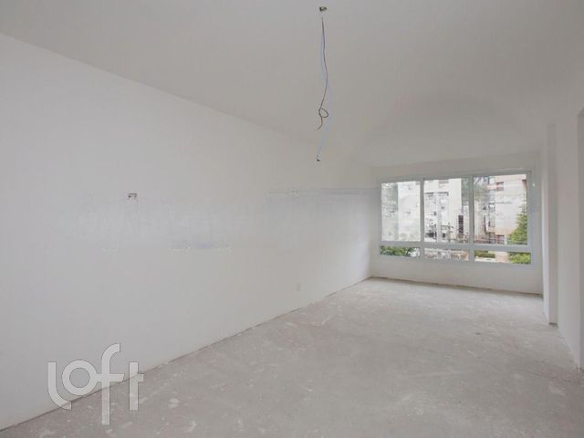 Apartamento com 83m², 2 dormitórios, 1 suíte, 2 vagas, Higienópolis em Porto Alegre