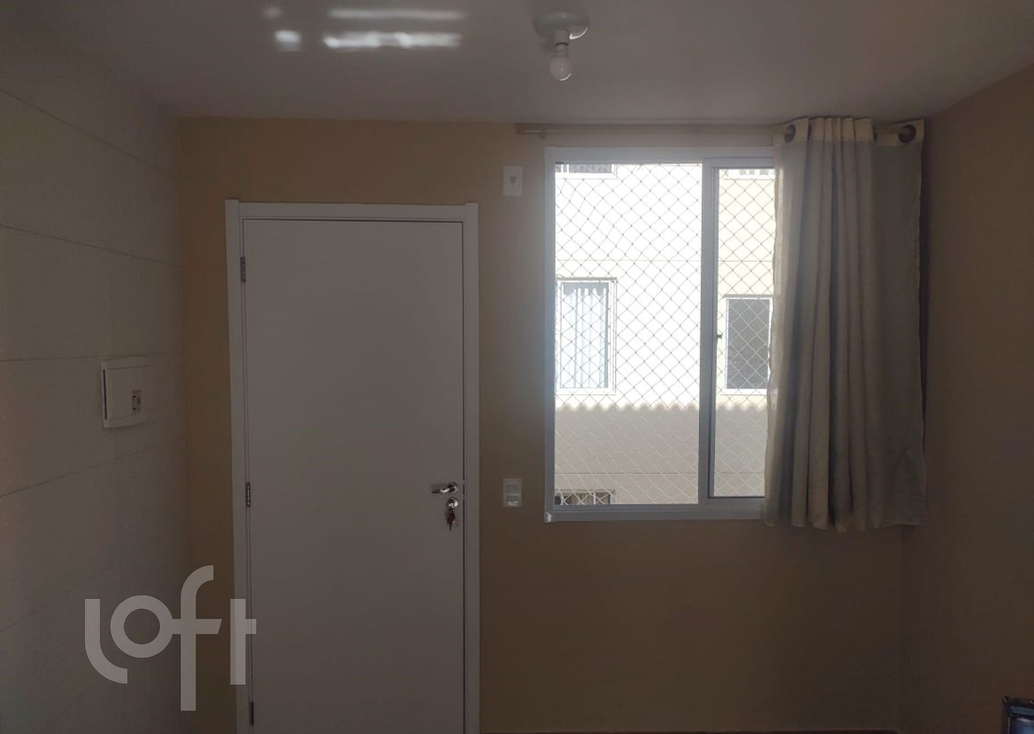 Apartamento à venda com 2 quartos, 37m² - Foto 2