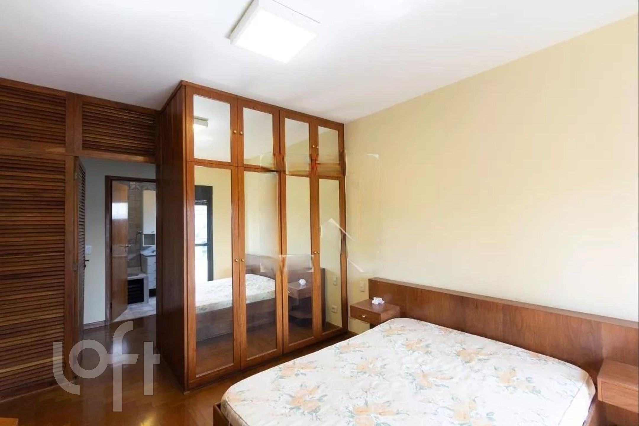 Apartamento à venda com 4 quartos, 220m² - Foto 11