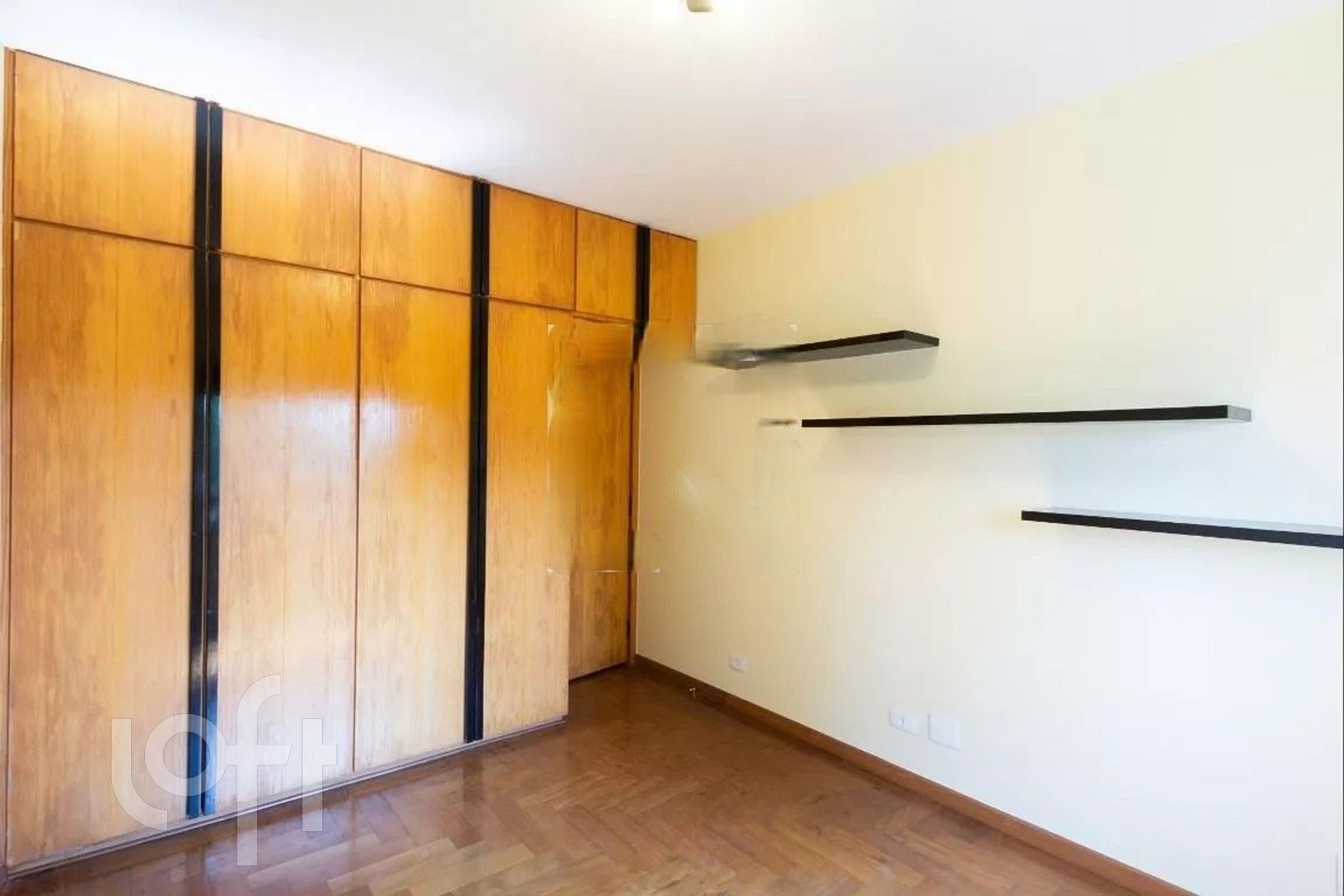 Apartamento à venda com 4 quartos, 220m² - Foto 18