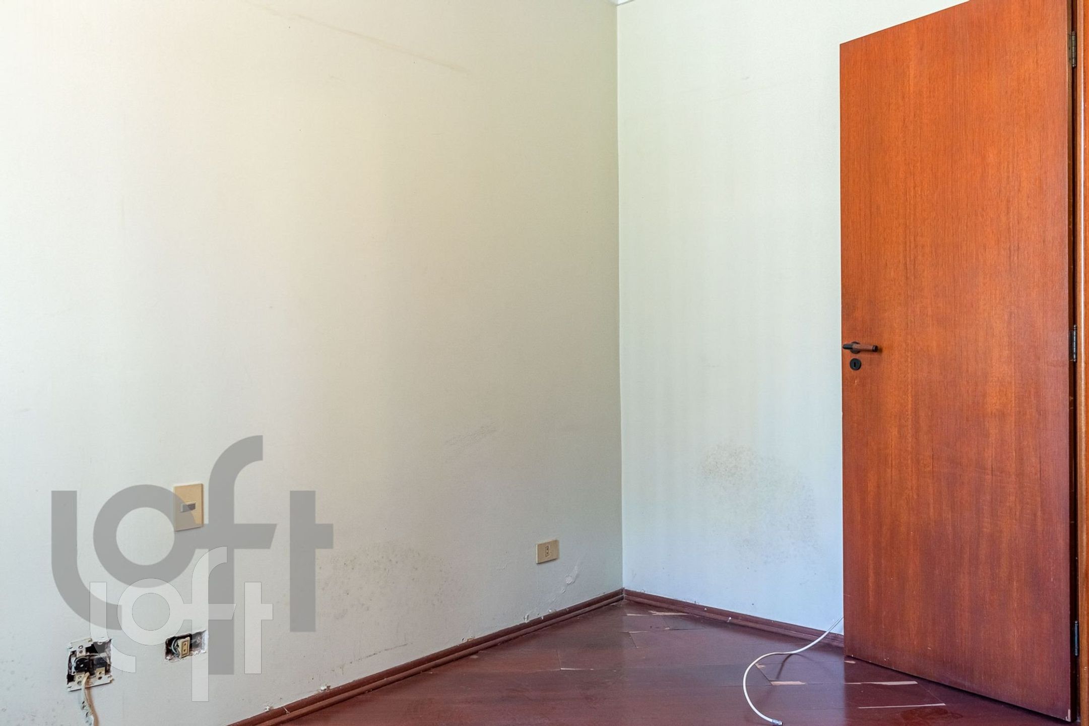 Apartamento à venda com 3 quartos, 112m² - Foto 2