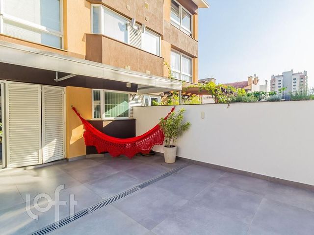 Apartamento com 76m², 1 dormitório, 1 vaga, Bela Vista em Porto Alegre