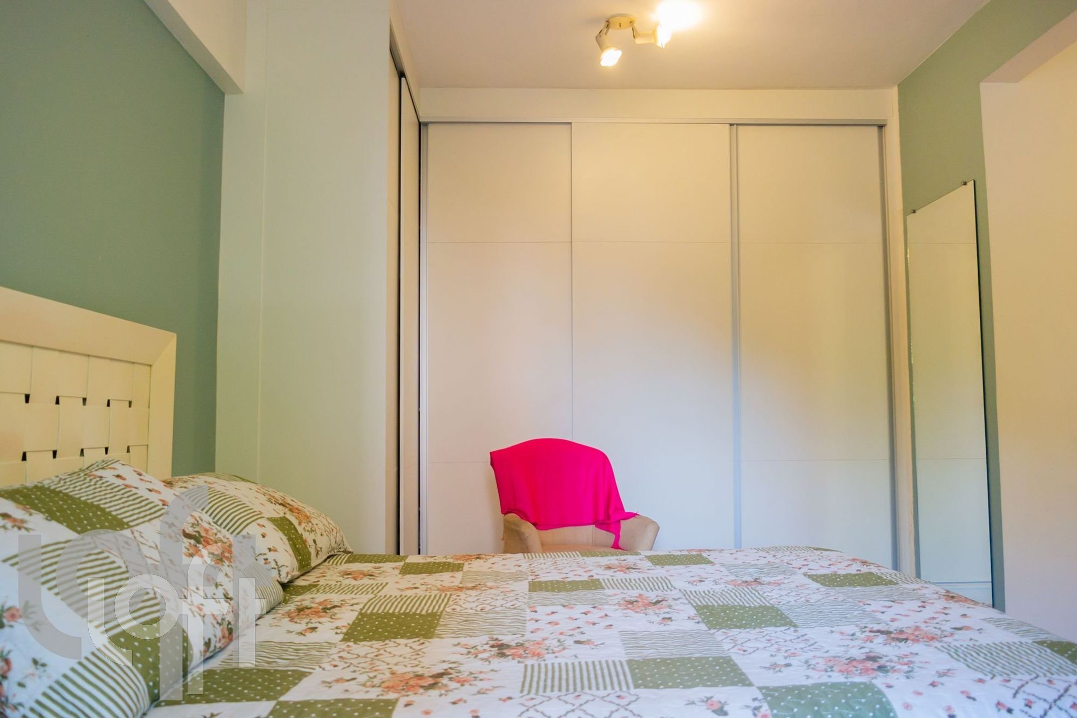 Apartamento à venda com 3 quartos, 130m² - Foto 3