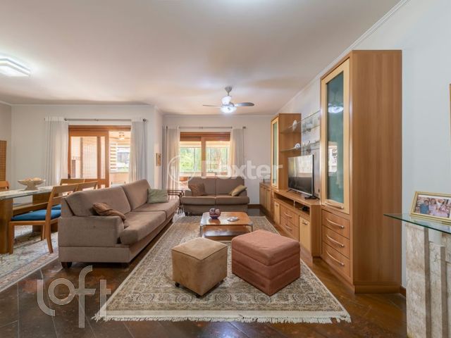 Apartamento com 154m², 3 dormitórios, 1 suíte, 2 vagas, Bela Vista em Porto Alegre