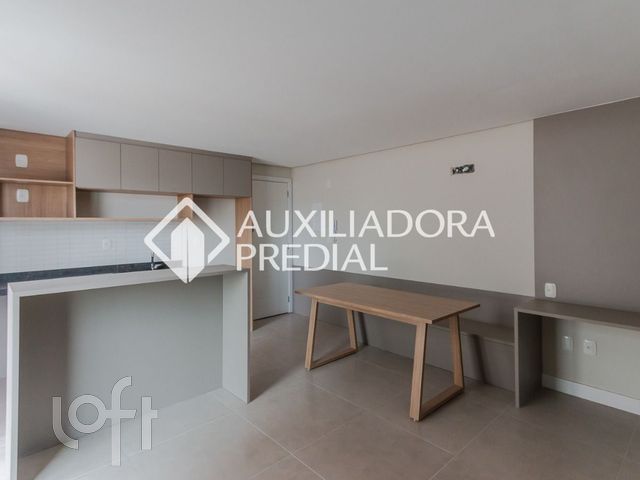 Apartamento com 47m², 1 dormitório, 1 suíte, 1 vaga, Cidade Baixa em Porto Alegre