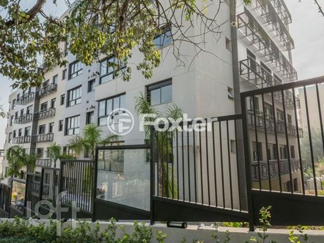 Apartamento com 100m², 3 dormitórios, 3 suítes, 2 vagas, Menino Deus em Porto Alegre