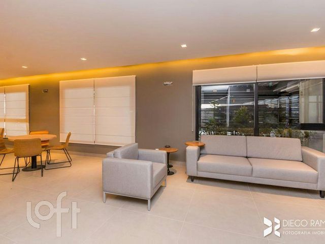 Apartamento com 100m², 3 dormitórios, 3 suítes, 2 vagas, Menino Deus em Porto Alegre