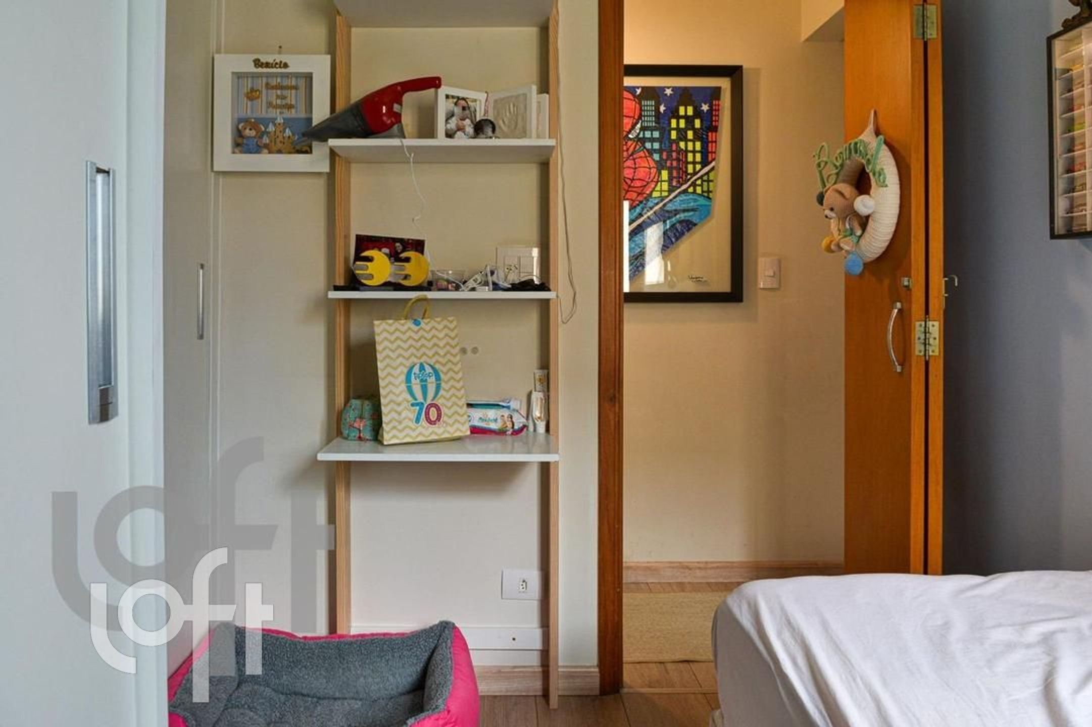 Apartamento à venda com 3 quartos, 172m² - Foto 2