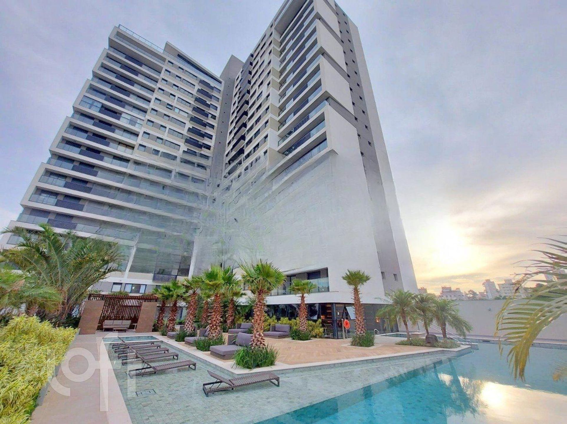 Apartamento com 49m², 1 dormitório, 1 suíte, 1 vaga, Petrópolis em Porto Alegre