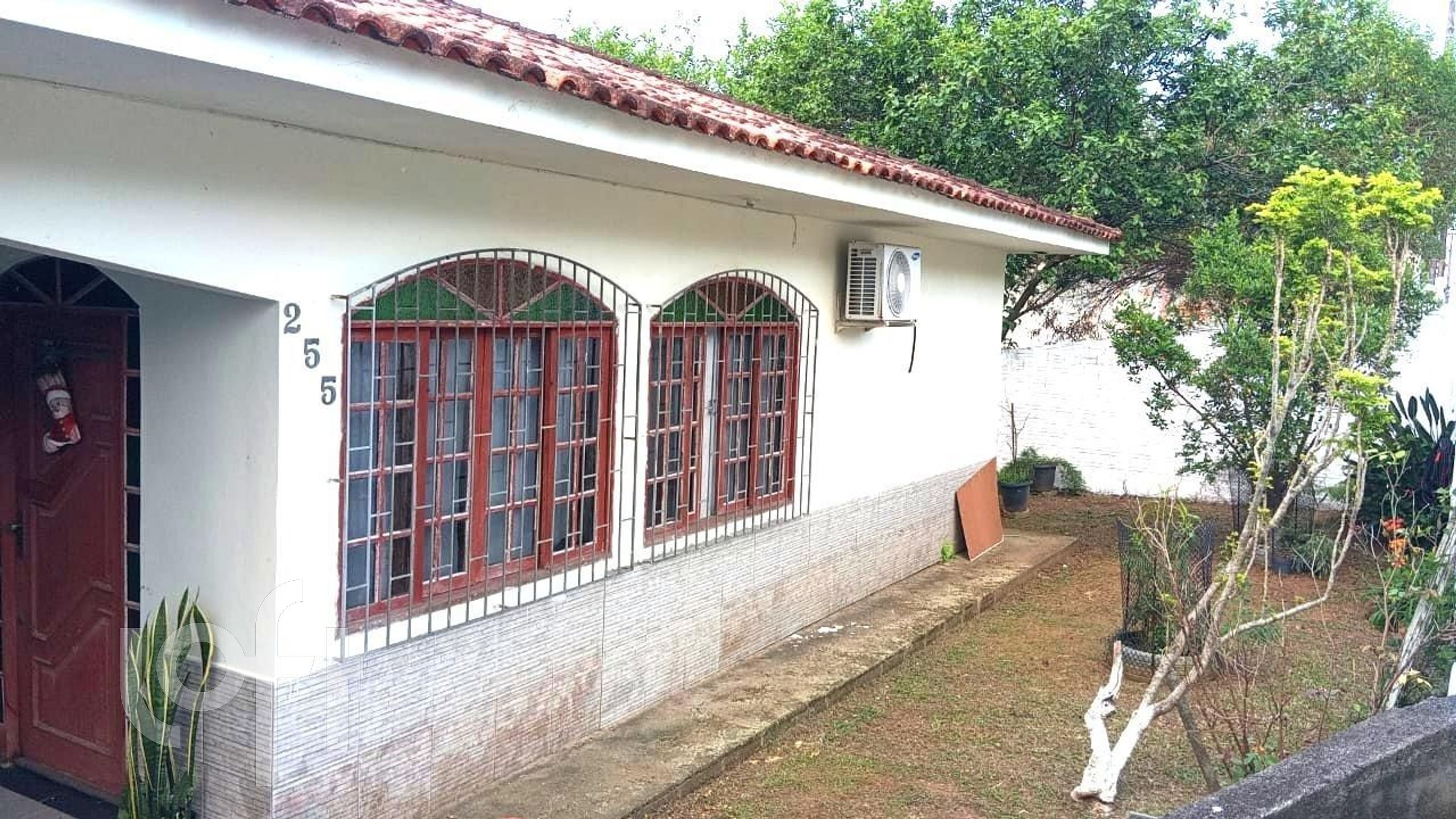 Casa à venda em Tapera da Base com 140 m², 2 quartos, 2 vagas