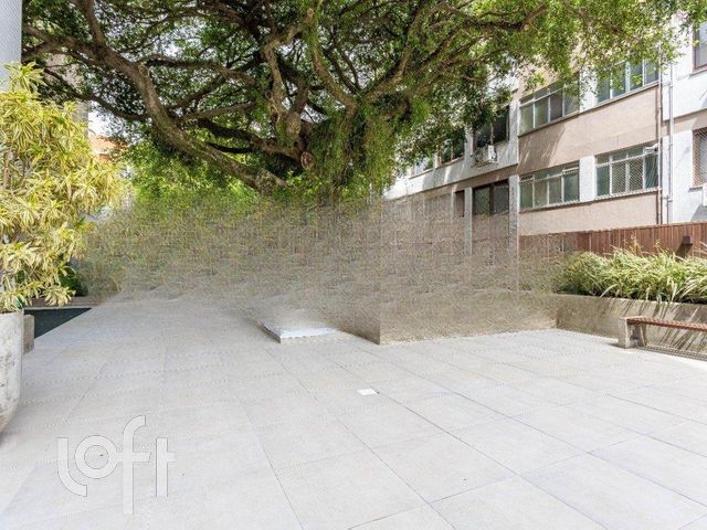 Apartamento com 81m², 2 dormitórios, 1 suíte, 2 vagas, Higienópolis em Porto Alegre