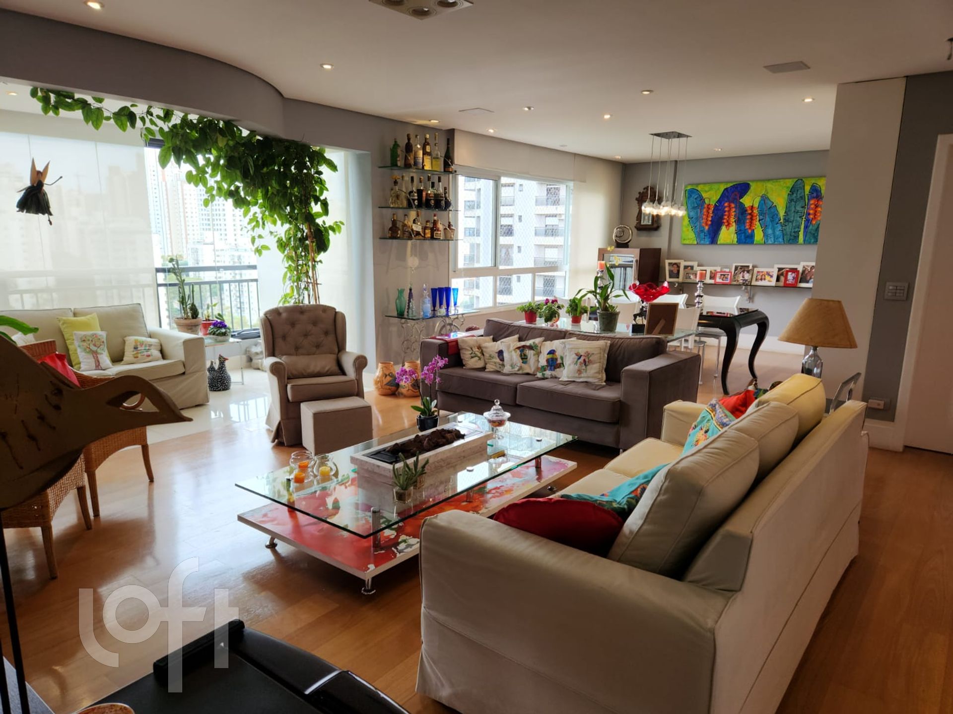 Apartamento, 3 quartos, 130 m² - Foto 1