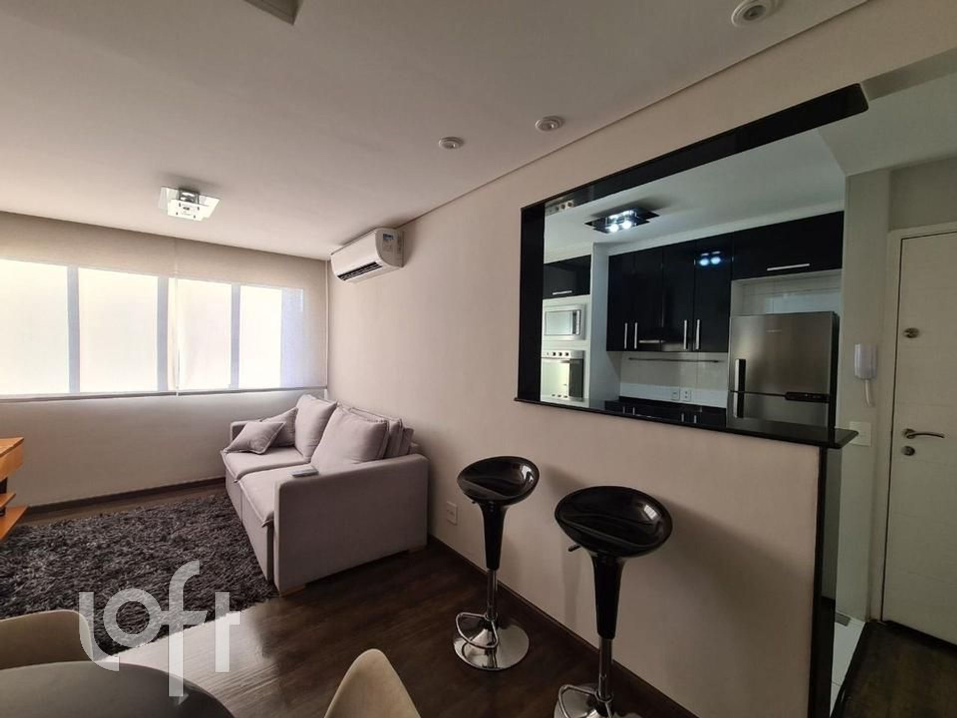 Apartamento à venda com 2 quartos, 65m² - Foto 2