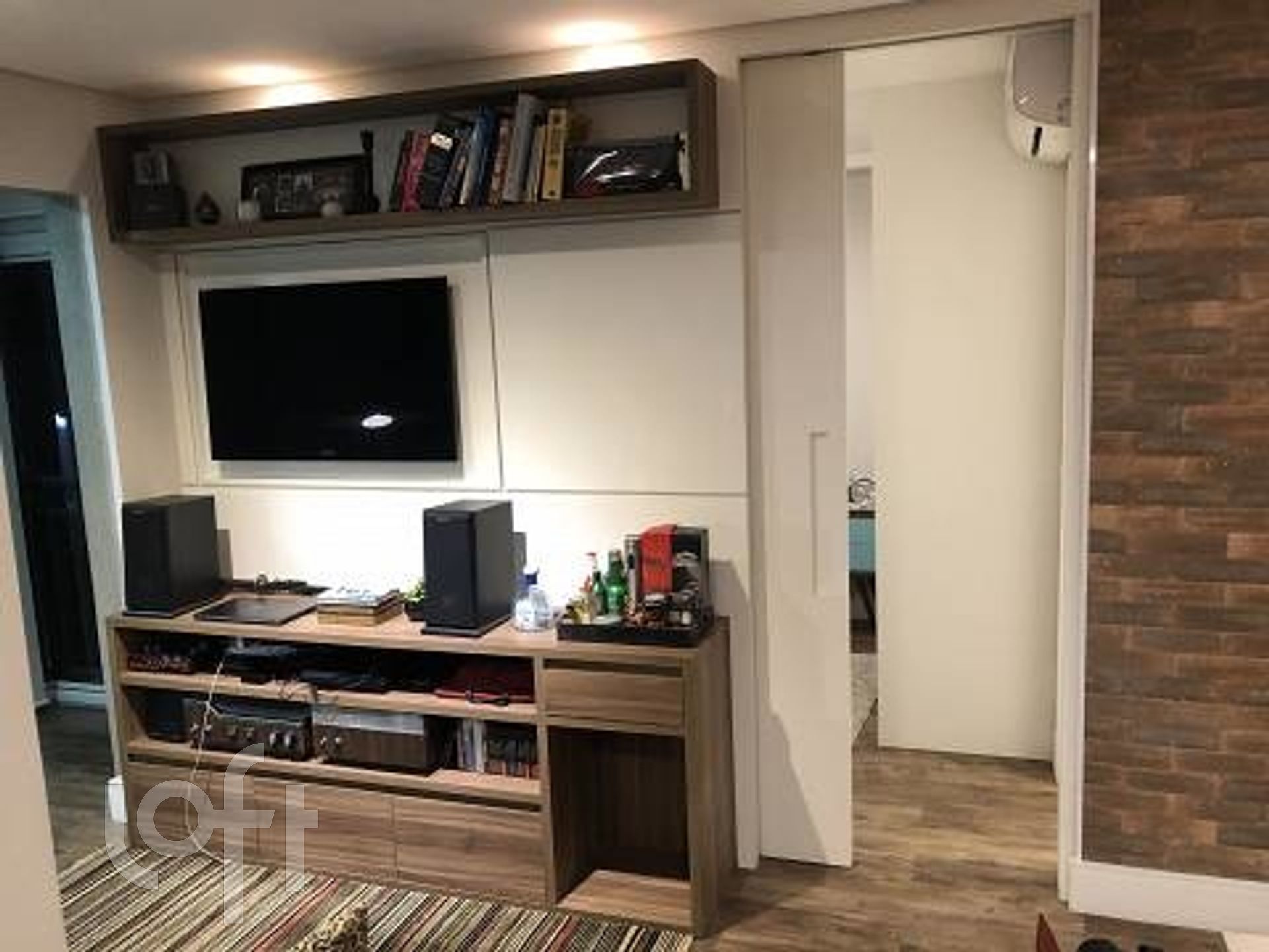 Apartamento à venda com 1 quarto, 44m² - Foto 2