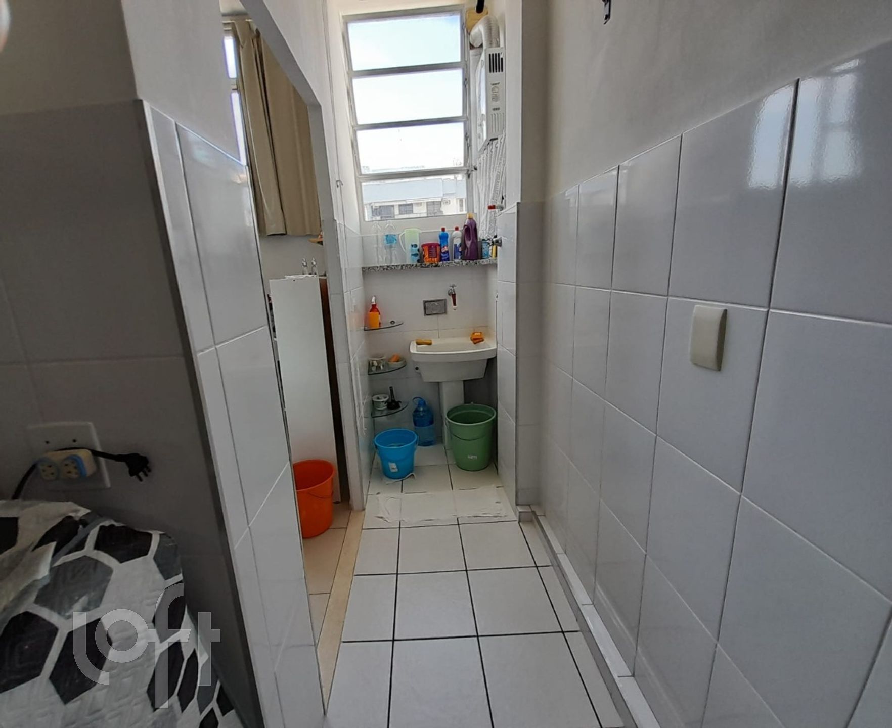 Apartamento à venda com 2 quartos, 70m² - Foto 25