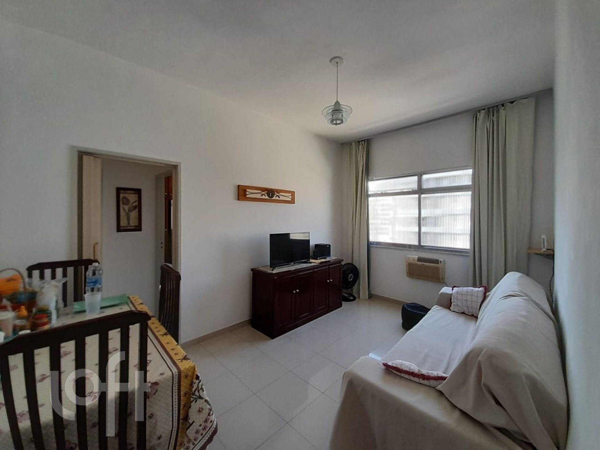 Apartamento à venda com 2 quartos, 70m² - Foto 1